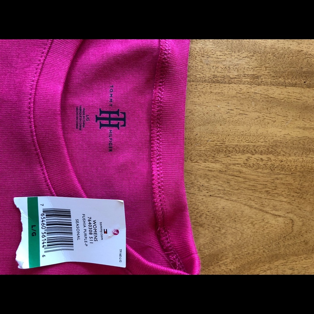 Tommy Hilfiger tee